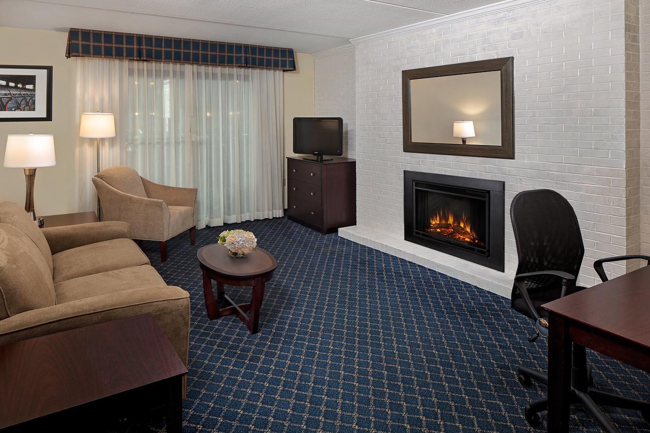 Boxboro Regency Otel Boxborough Dış mekan fotoğraf